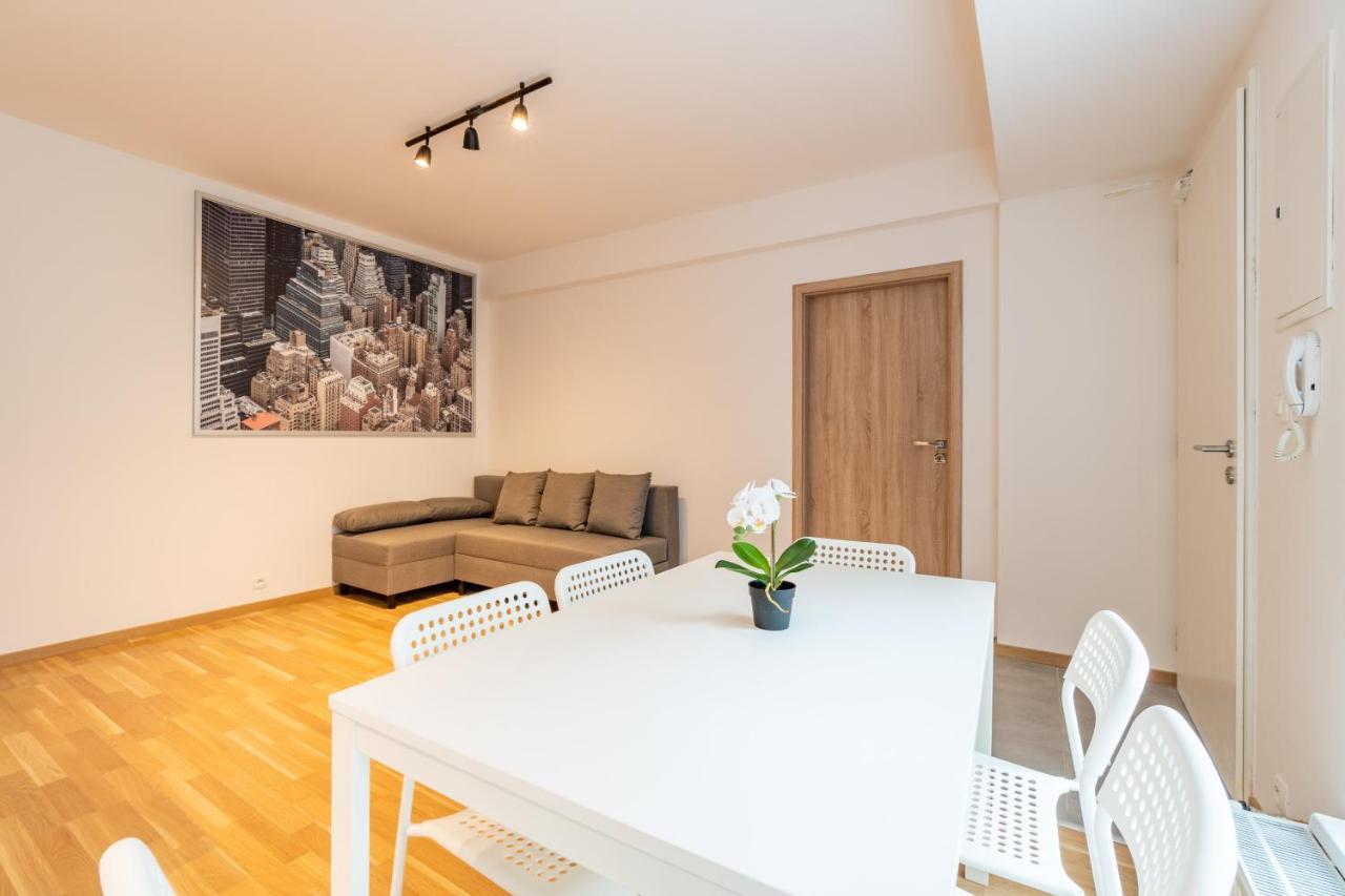 Brand New Two Room Apartment #64 In Elite Rezidence With Free Secure Parking Prague Luaran gambar