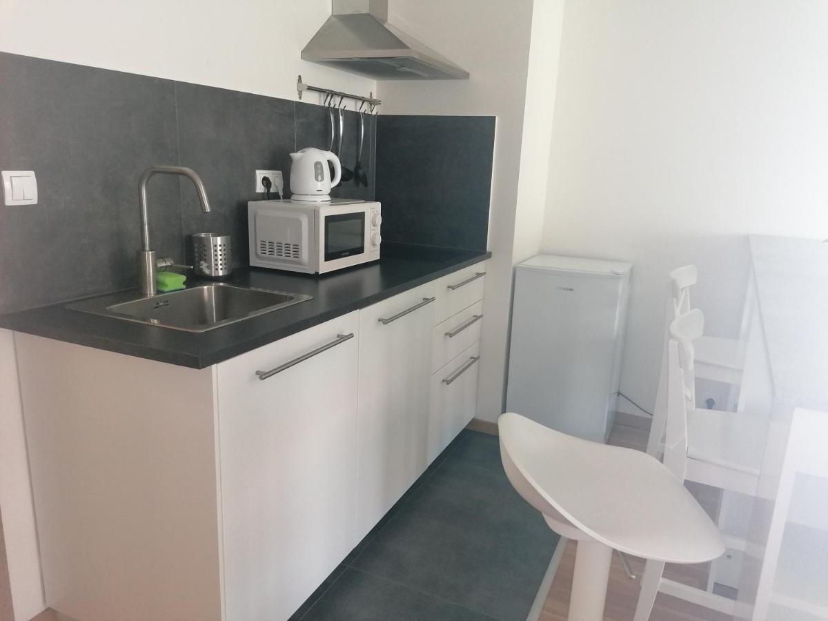 Brand New Two Room Apartment #64 In Elite Rezidence With Free Secure Parking Prague Luaran gambar